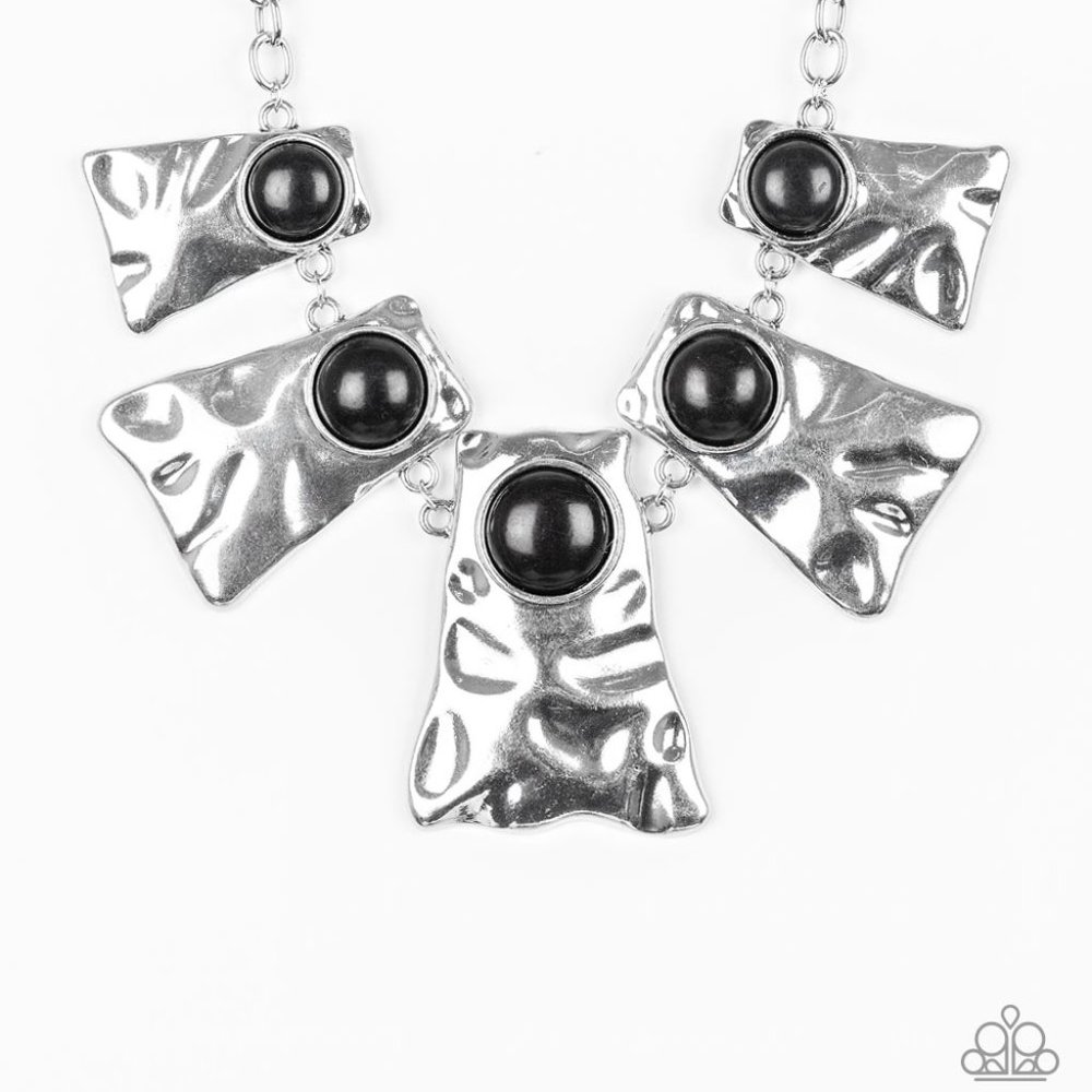 Cougar Black Necklace